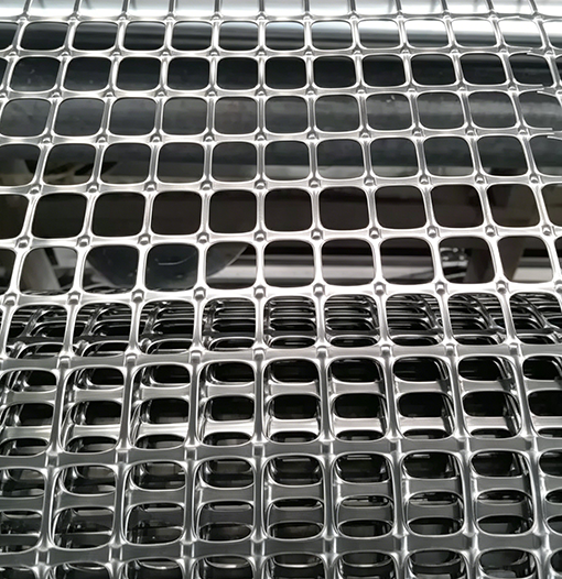 Applications of Geogrid and Geotextile in Construction