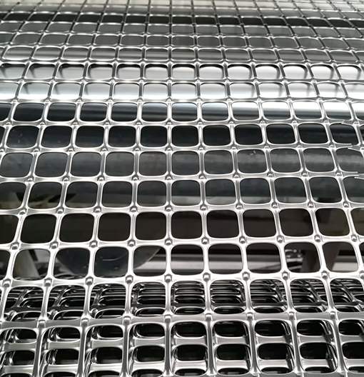 Applications of Geogrid in Modern Road Building Techniques