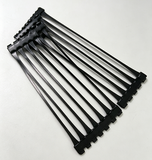 Benefits of Uniaxial Geogrid in Soil Stabilization